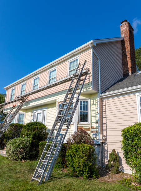 Reliable Pelican Bay, FL Siding Installation & Repair Solutions